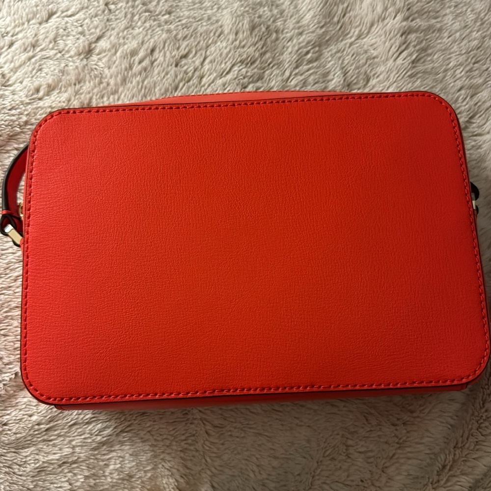 Kate Spade - Picture 2 of 3